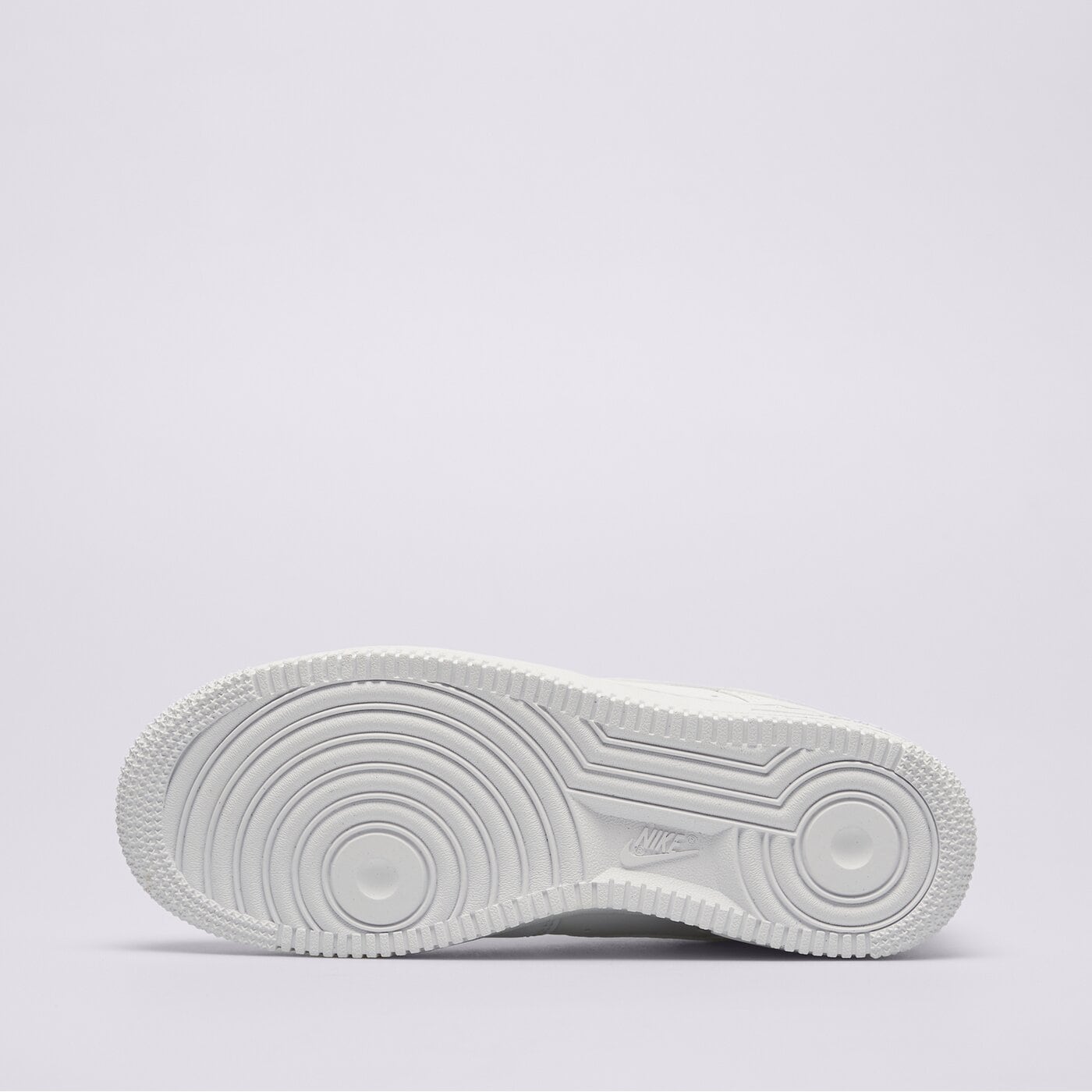 Дамски маратонки NIKE W AIR FORCE 1 '07 NEXT NATURE ib7167-103 цвят бял