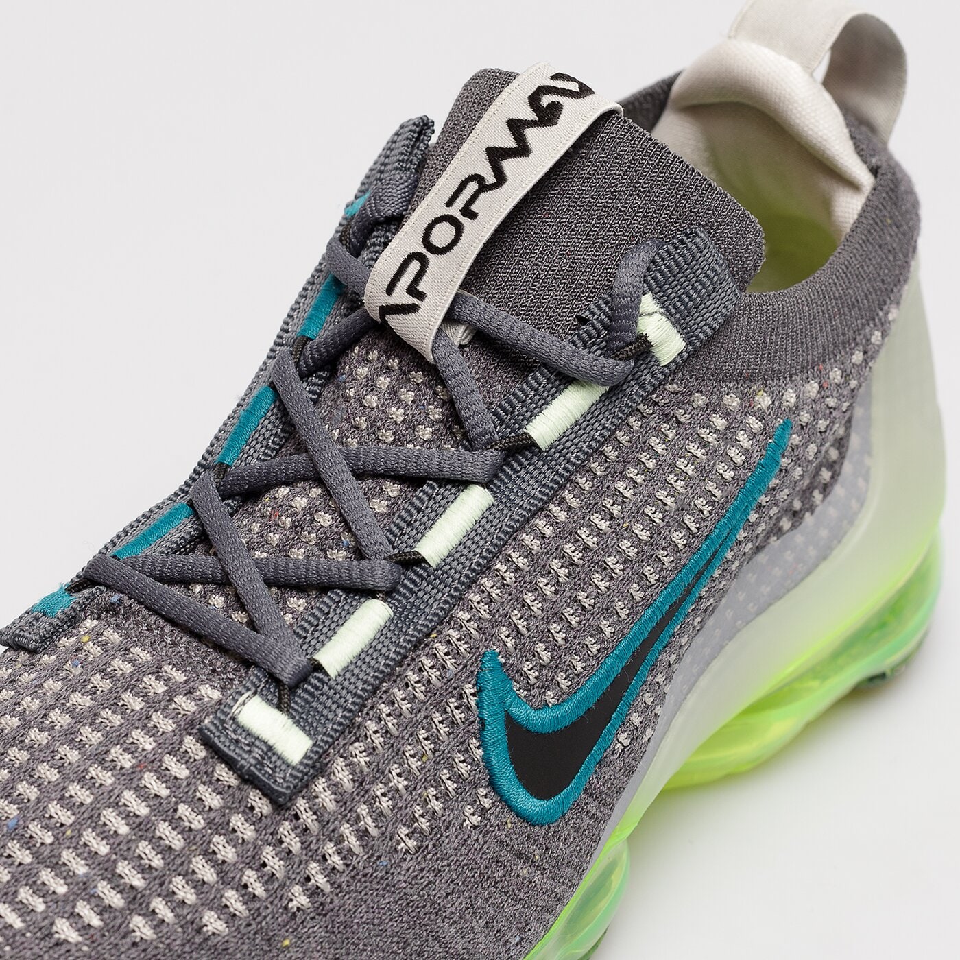 Детски маратонки NIKE AIR VAPORMAX 2021 FK db1550-009 цвят сив