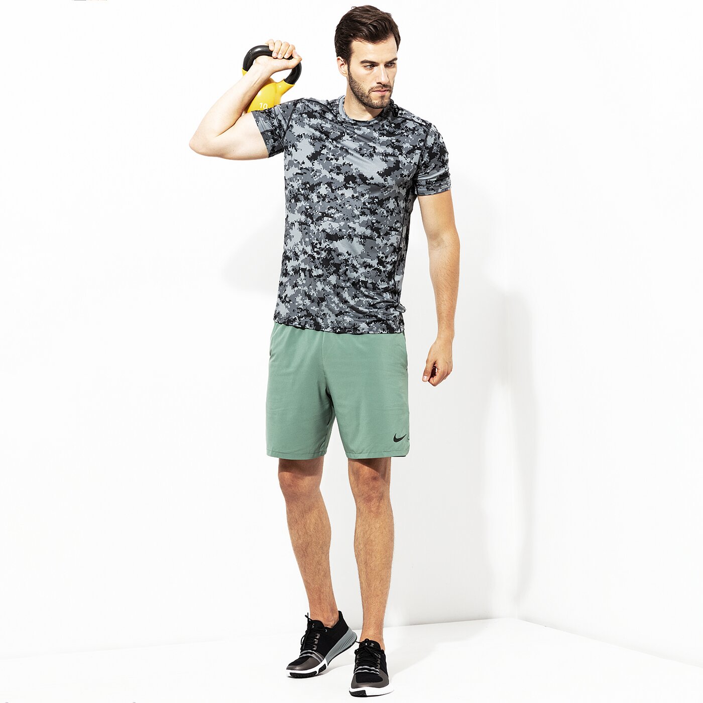 Мъжки къси панталони NIKE ШОРТИ M NK FLX SHORT VENT MAX 2.0 886371-365 цвят зелен