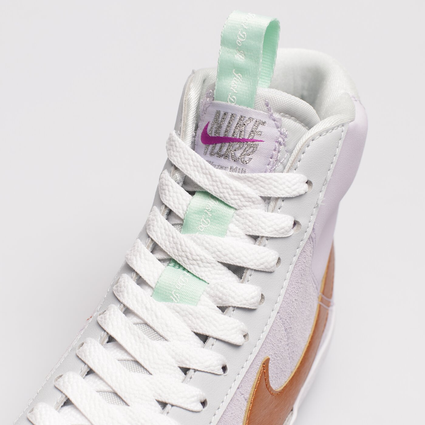 Детски маратонки NIKE BLAZER MID '77 D (GS) dq6084-500 цвят бял