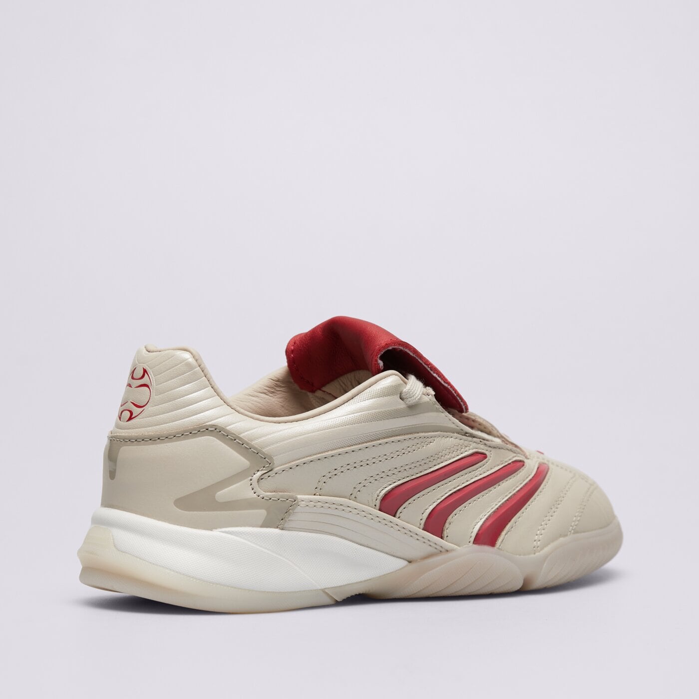 Дамски маратонки ADIDAS PREDATOR SALA jr4226 цвят бял