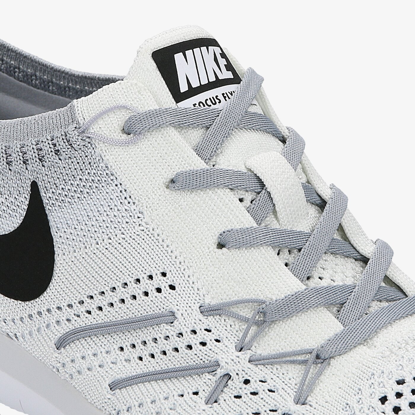 nike free tr focus flyknit