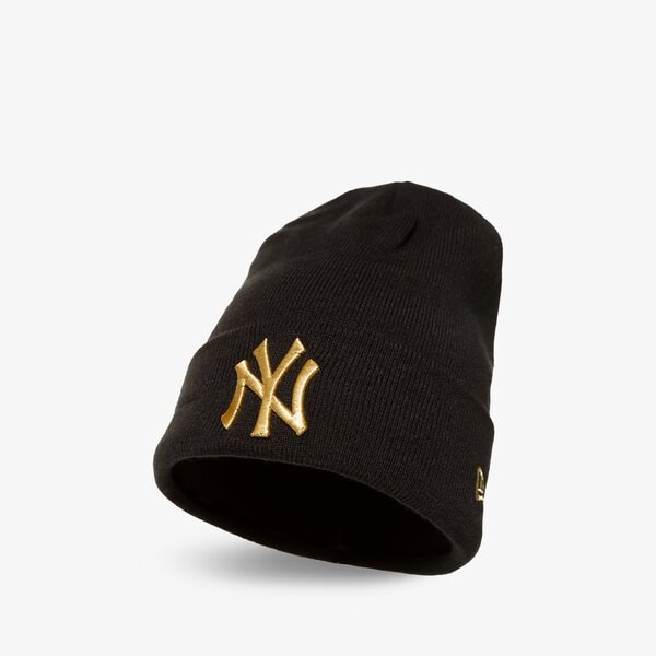 Дамска зимна шапка NEW ERA ЗИМНА ШАПКА WMNS METALLIC KNIT NYY BLK NEW YORK YANK 60141816 цвят черен