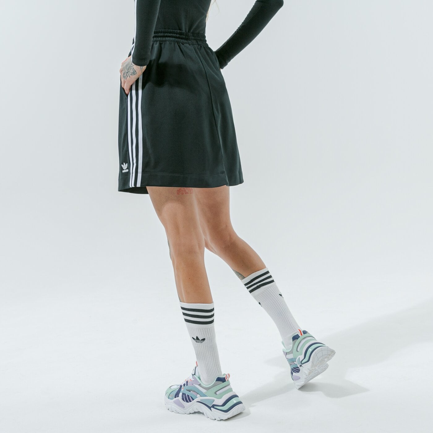 Дамски ADIDAS ПОЛА h37774 цвят черен