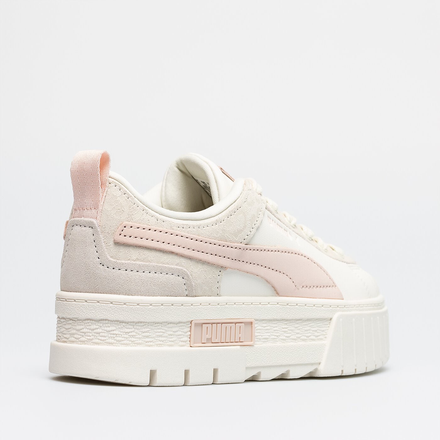 Дамски маратонки PUMA MAYZE RAW MUTED ANIMAL WNS 38757102 цвят бял