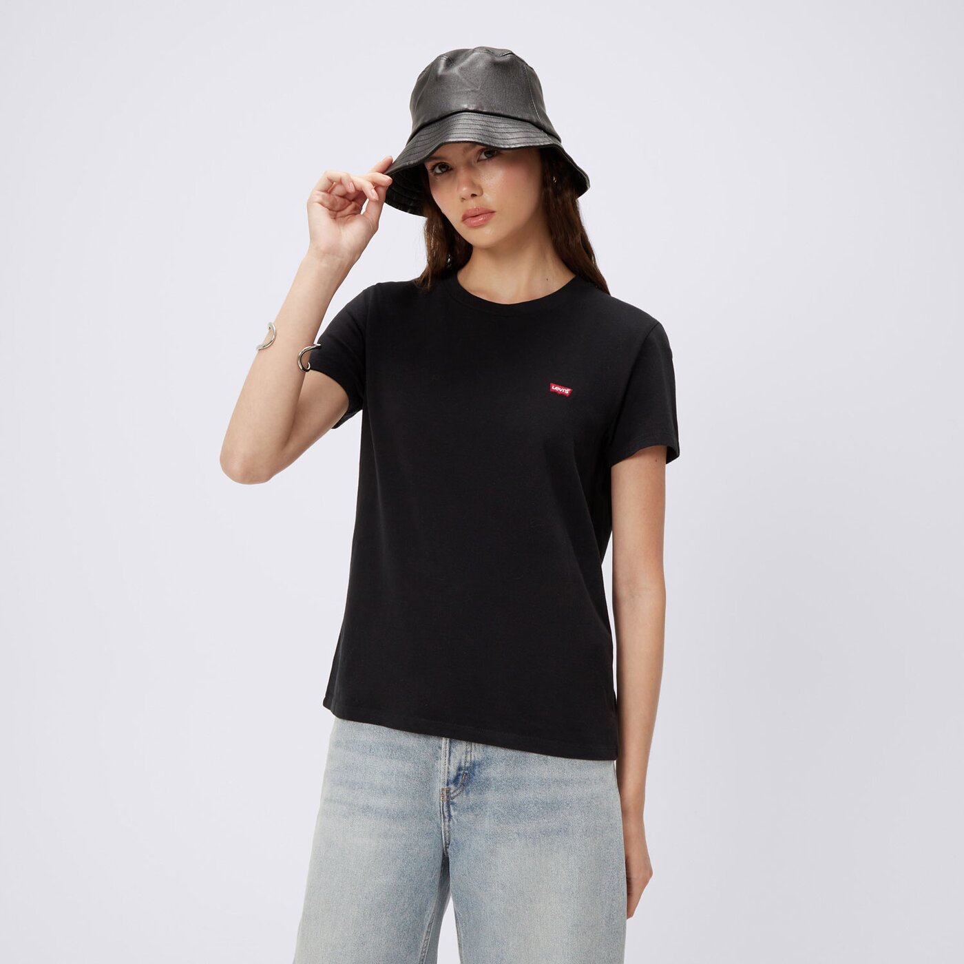 Дамска тениска LEVI'S ТЕНИСКА PERFECT TEE 39185-0008 цвят черен