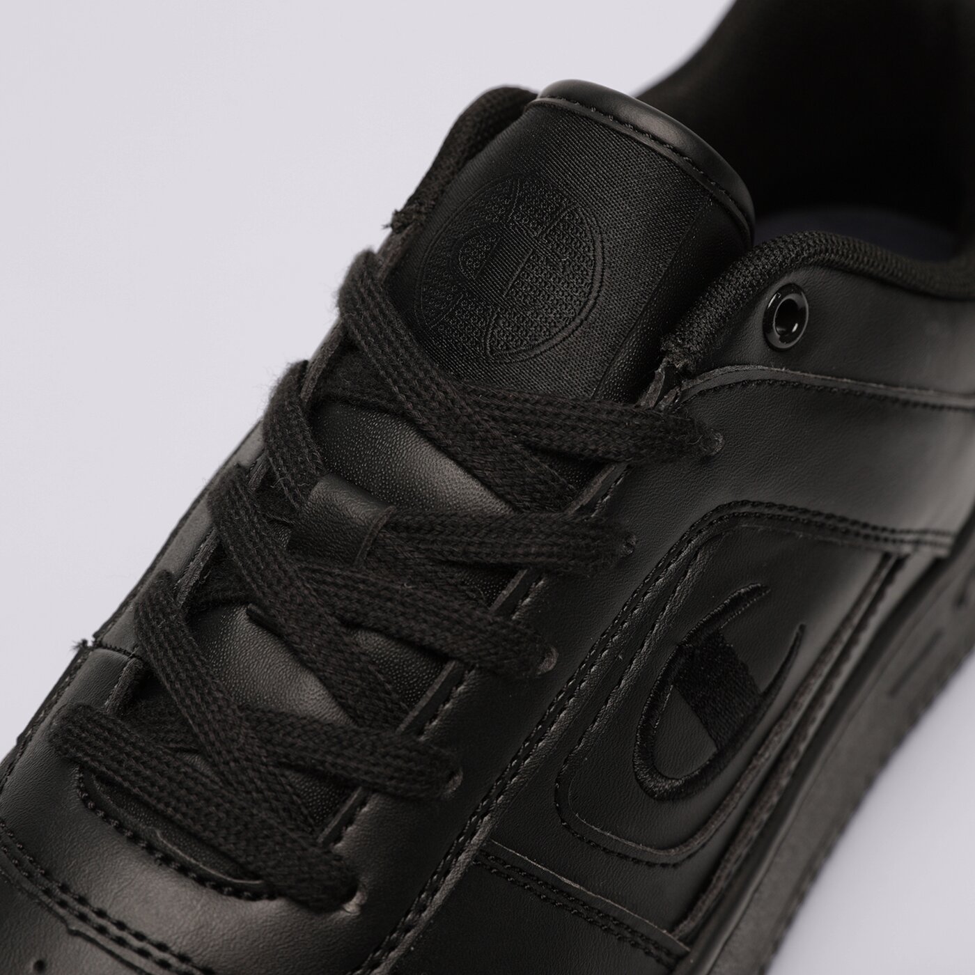 Мъжки маратонки CHAMPION FOUL PLAY ELEMENT LOW s21883-kk001 цвят черен