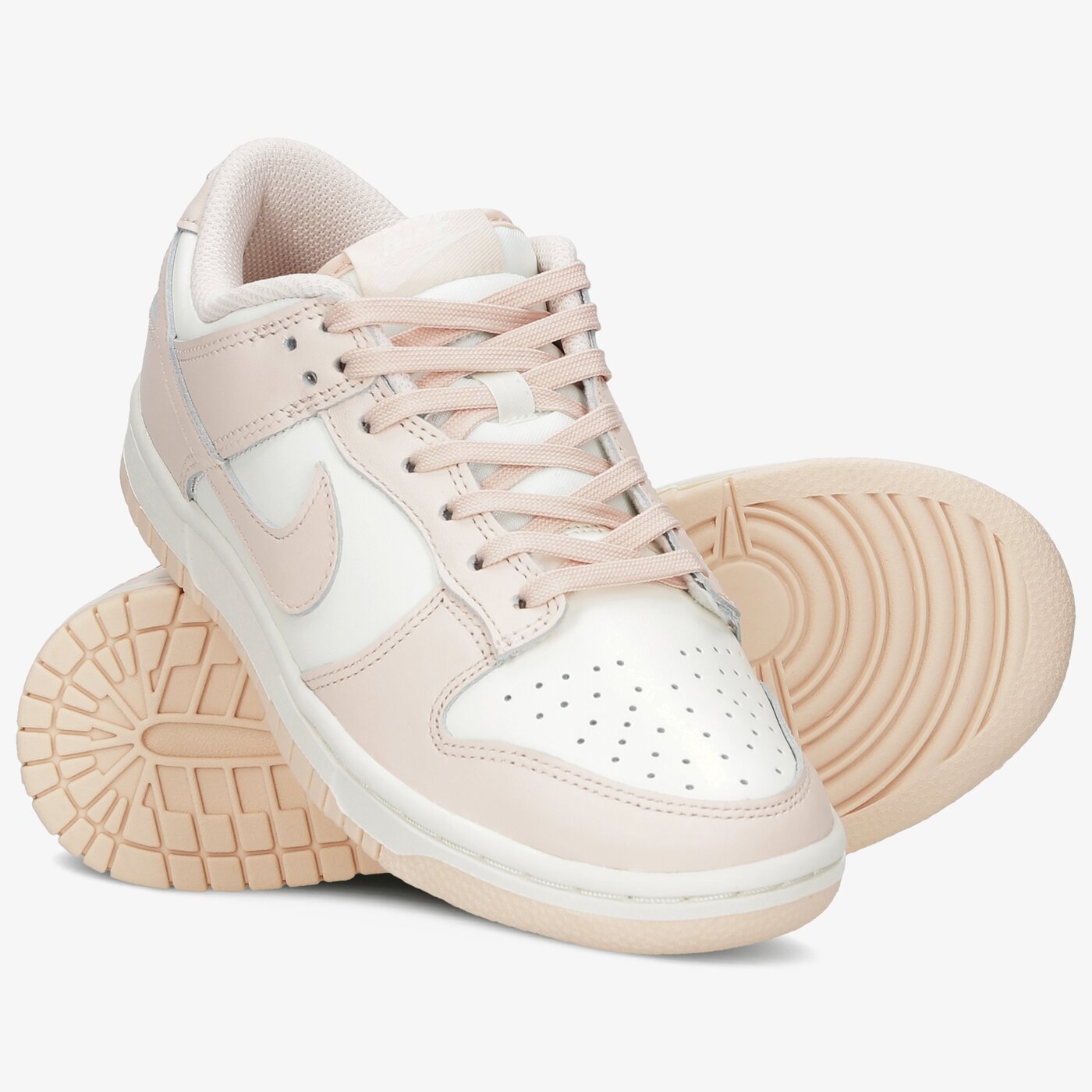 Дамски маратонки NIKE DUNK LOW dd1503-102 цвят бял