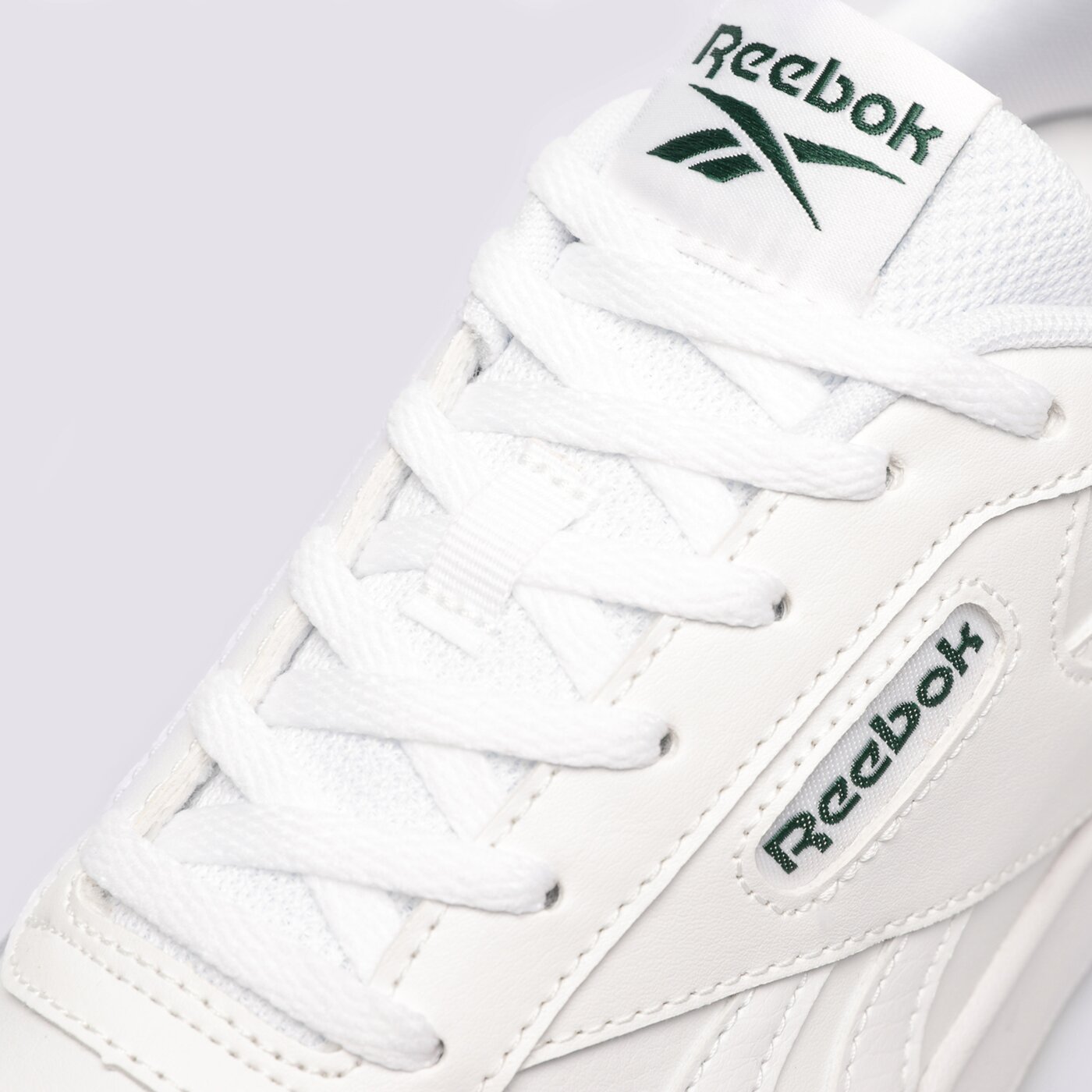 Дамски маратонки REEBOK COURT ADVANCE 100010635 цвят бял