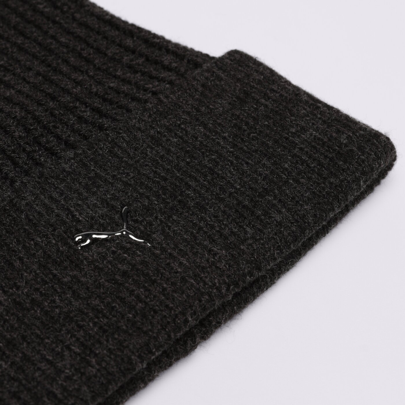 Дамска зимна шапка PUMA ШАПКА PUMA METAL CAT BEANIE 024874 01 цвят черен