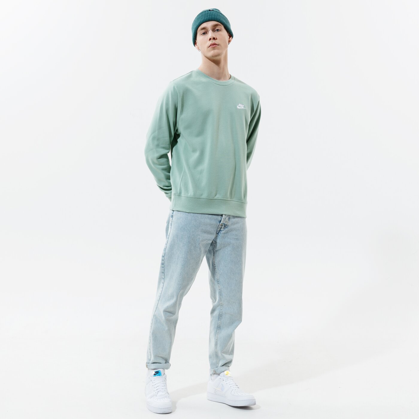 Мъжки суичър NIKE СУИТЧЪР SPORTSWEAR CLUB bv2666-006 цвят зелен