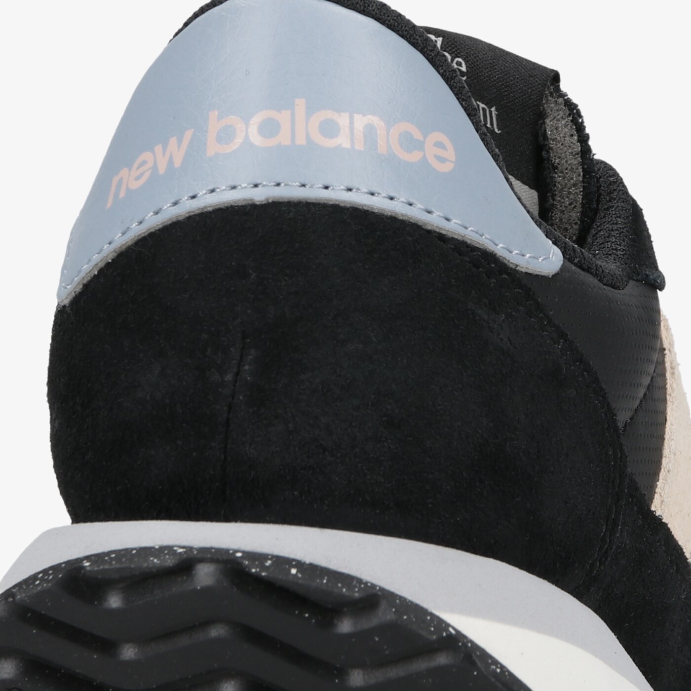 Дамски маратонки NEW BALANCE 237  ws237bb цвят черен