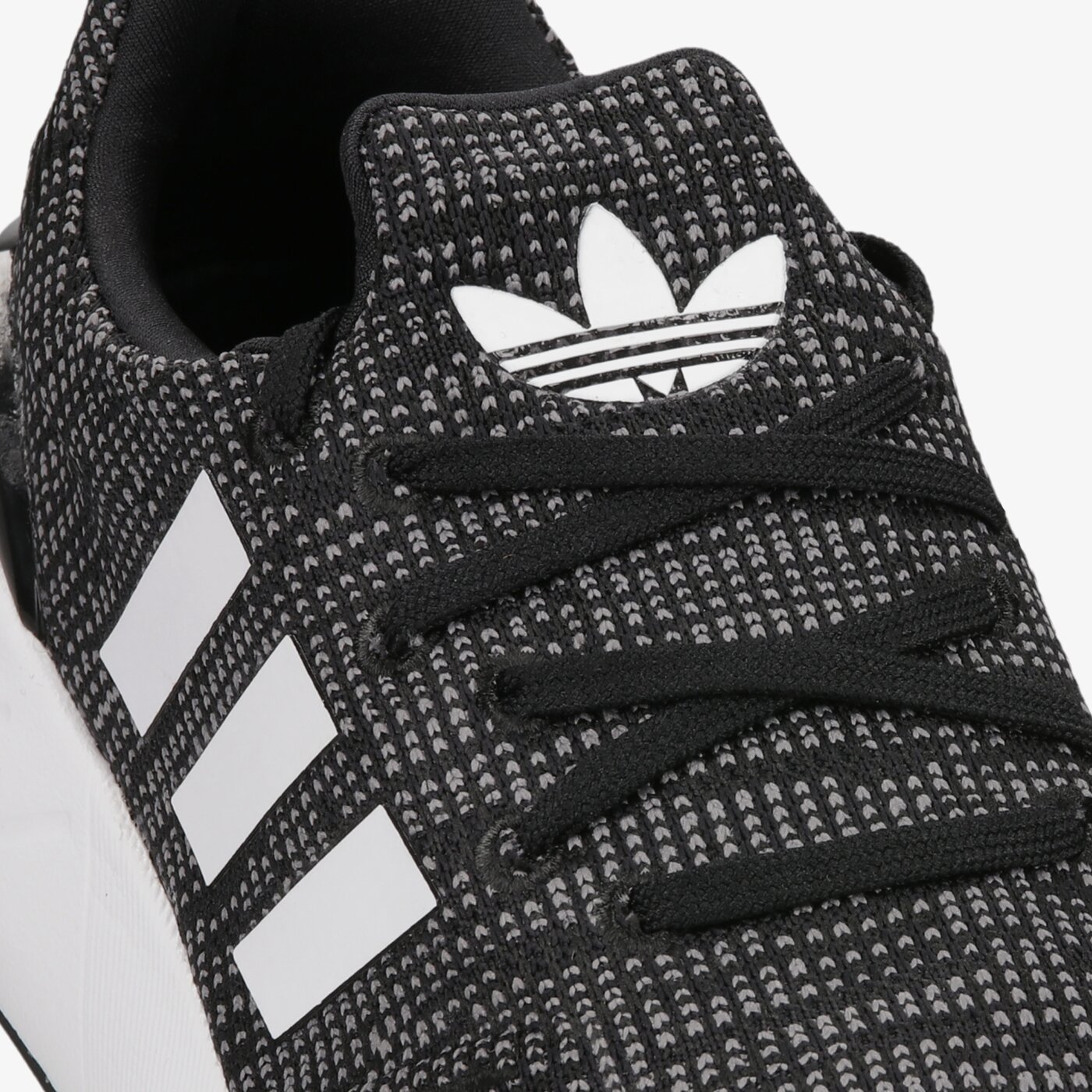 Детски маратонки ADIDAS SWIFT RUN 22 J gw8176 цвят черен