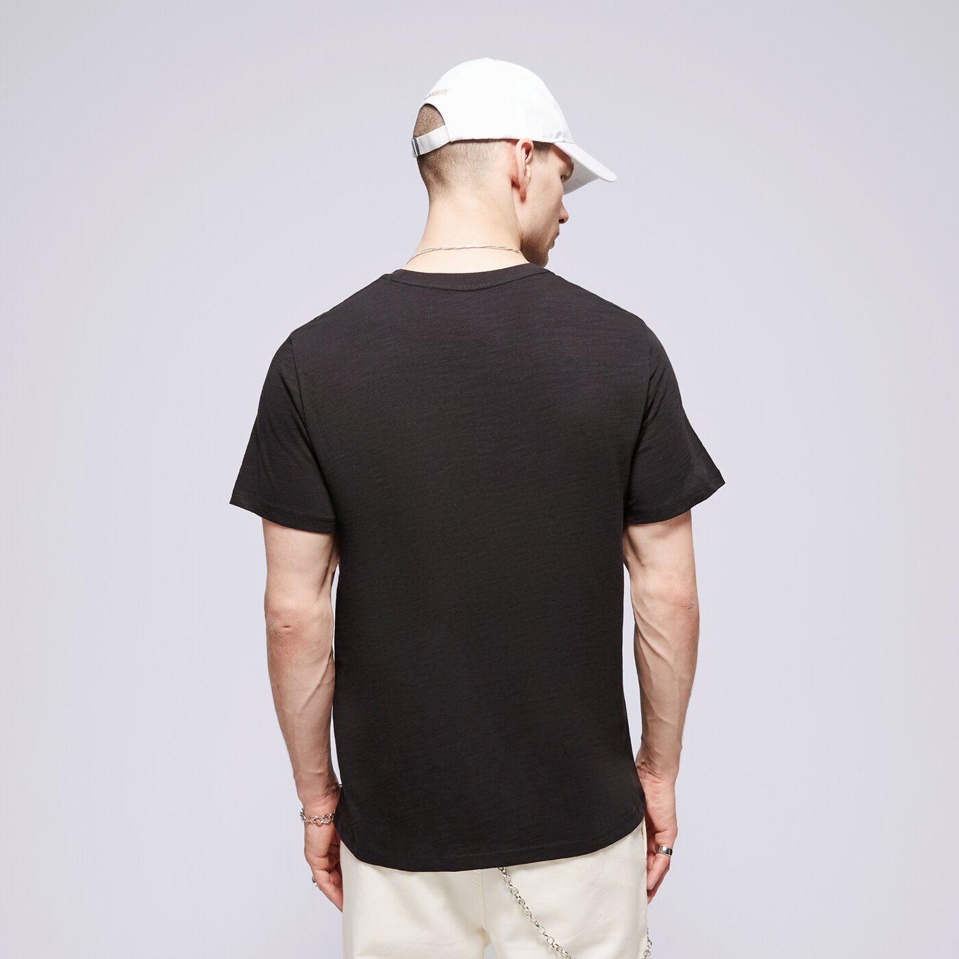 Мъжка тениска LEVI'S ТЕНИСКА SS CLASSIC POCKET TEE BLACKS 19342-0177 цвят черен