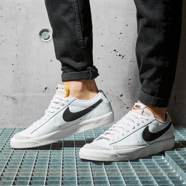 Мъжки маратонки NIKE BLAZER LOW '77 VINTAGE da6364-101 цвят бял