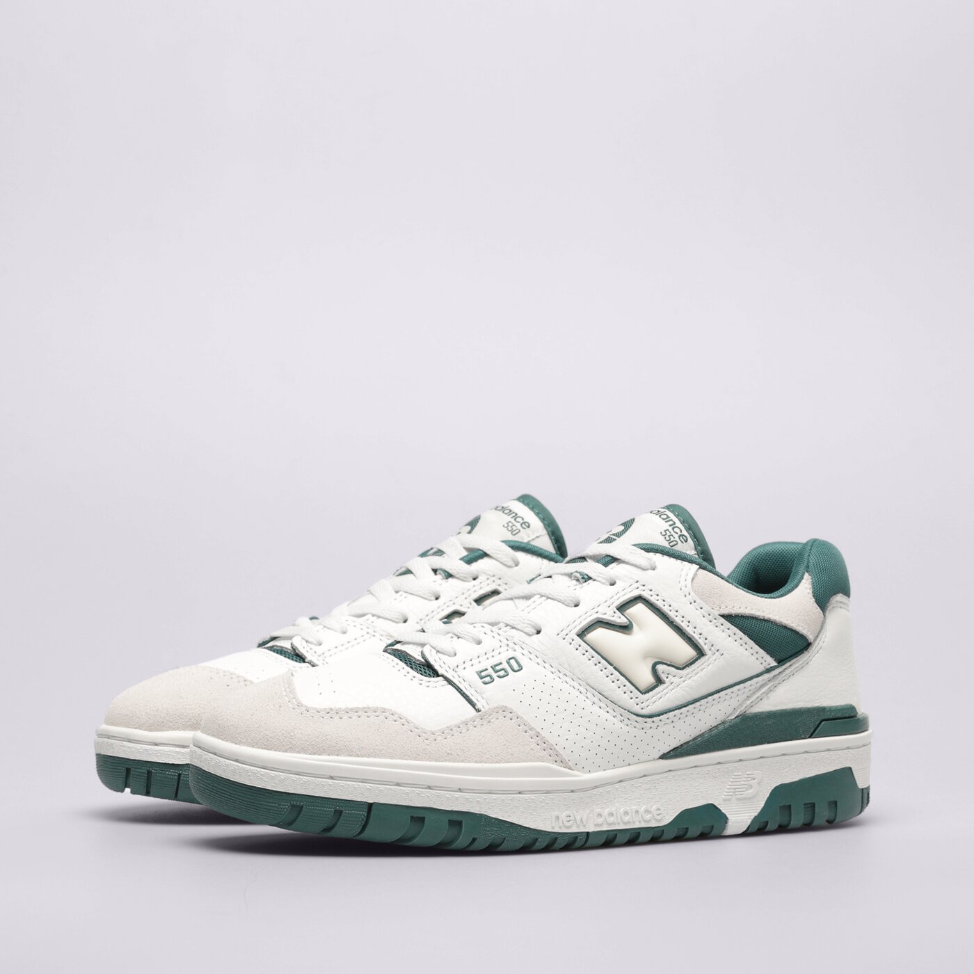 Мъжки маратонки NEW BALANCE 550  bb550sta цвят бял