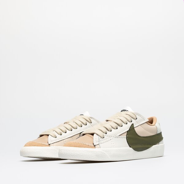 Дамски маратонки NIKE W BLAZER LOW '77 JUMBO dq1470-105 цвят бежов