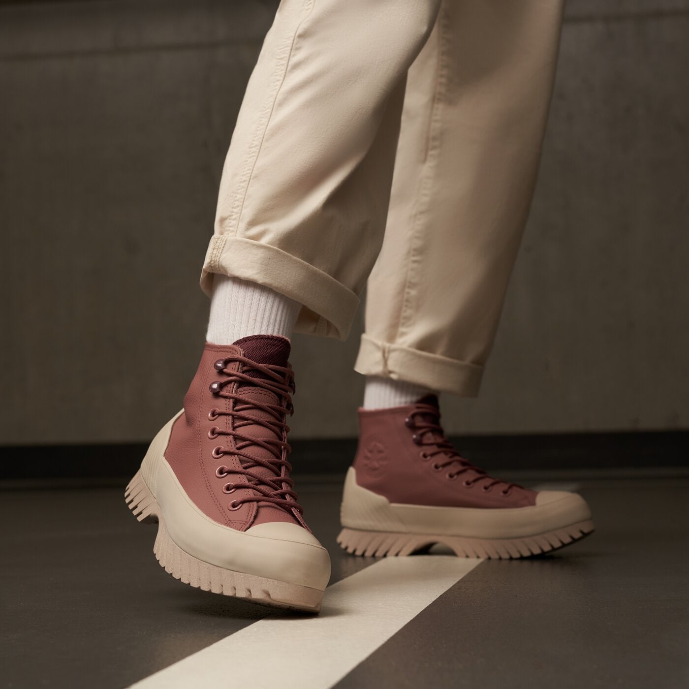 Дамски маратонки CONVERSE CHUCK TAYLOR ALL STAR LUGGED 2.0 COUNTER CLIMATE a01329c цвят розов