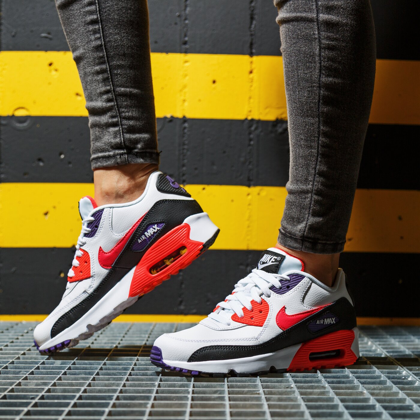 Детски маратонки NIKE AIR MAX 90 LTR (GS)  833412-117 цвят бял