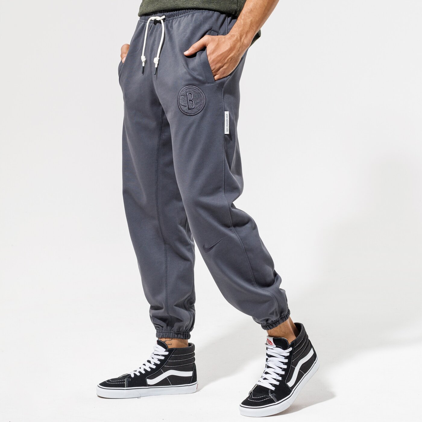 Мъжки панталони NIKE ПАНТАЛОНИ BKN M NK DF STD ISSUE PANT NBA db0939-060 цвят сив