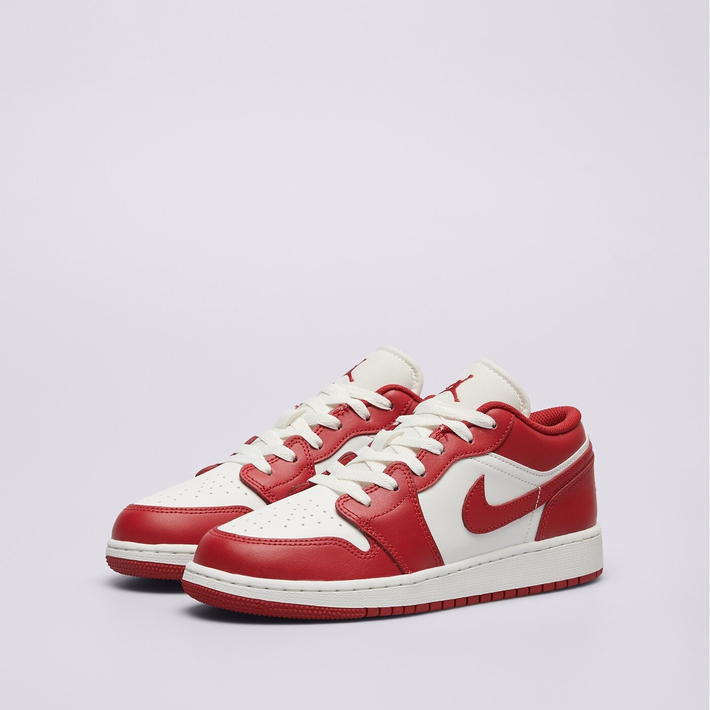 Детски маратонки JORDAN 1 LOW 553560-166 цвят червен