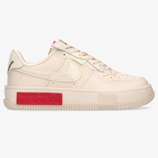 Дамски маратонки NIKE AIR FORCE 1 FONTANKA da7024-200 цвят бежов