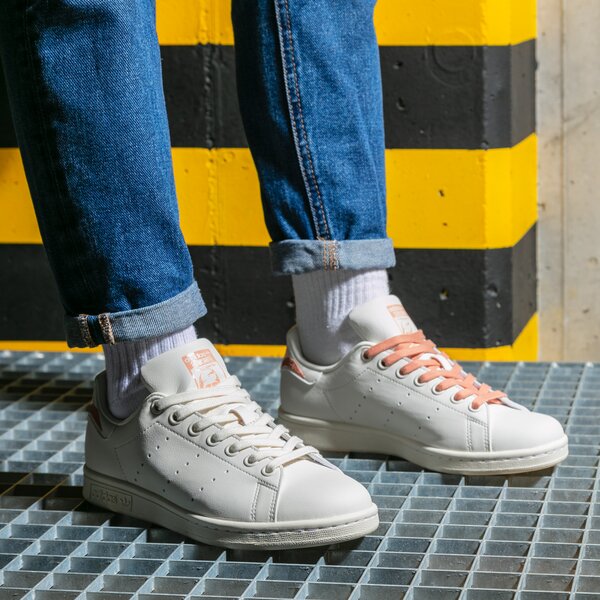 Дамски маратонки ADIDAS STAN SMITH W gv8342 цвят бял