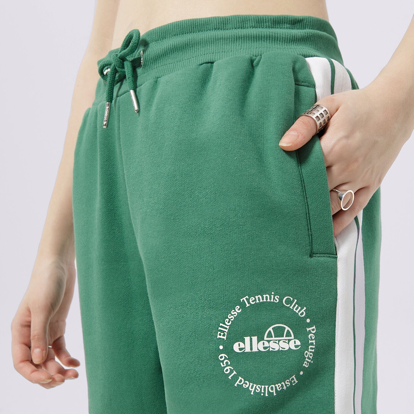 Дамски панталони ELLESSE ПАНТАЛОНИ AIRLA JOG PANT GREEN sgr17622503 цвят зелен