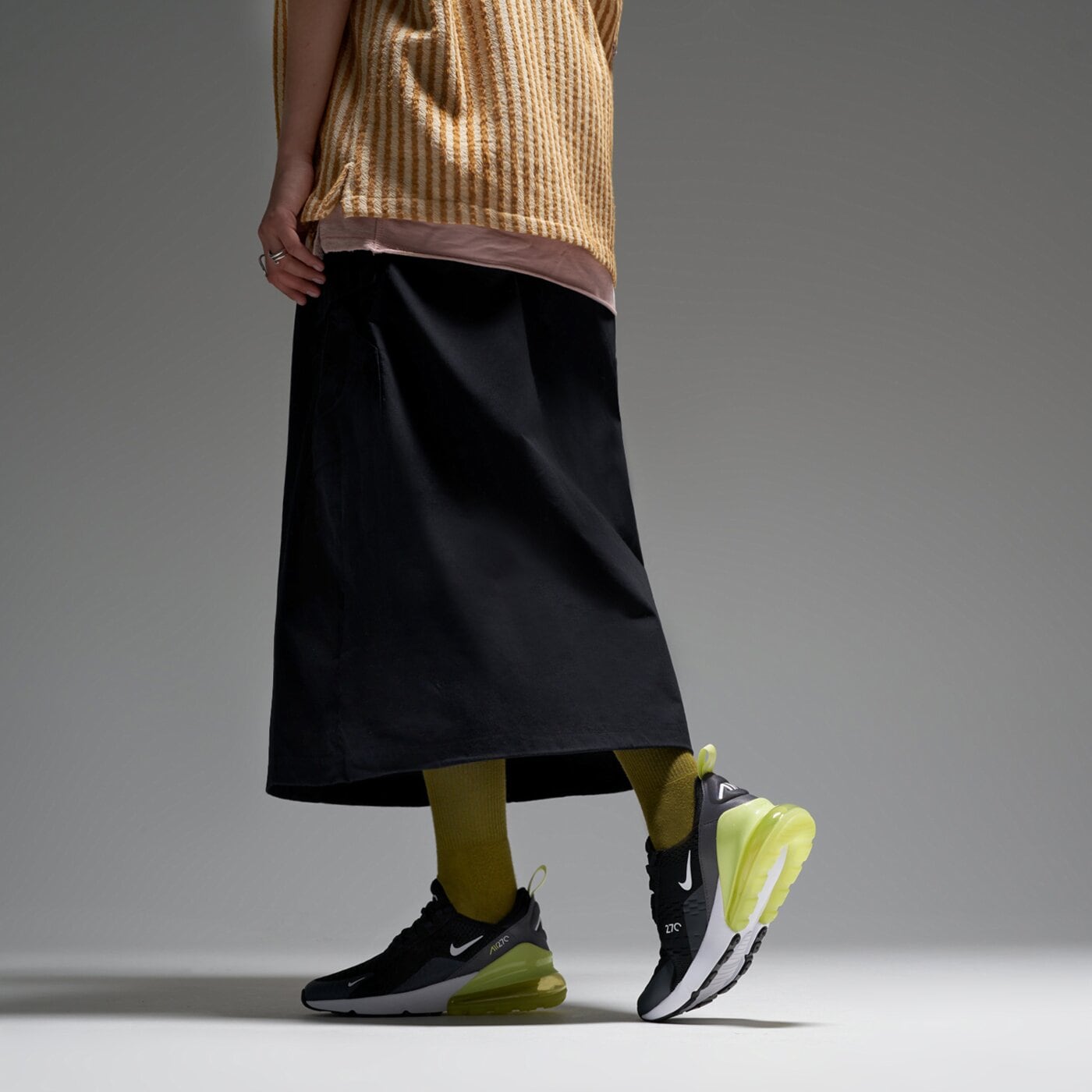 Детски маратонки NIKE AIR MAX 270 943345-704 цвят черен