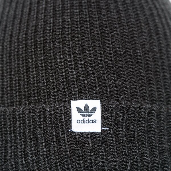 Дамска зимна шапка ADIDAS ЗИМНА ШАПКА SHORTY BEANIE ee1163 цвят черен