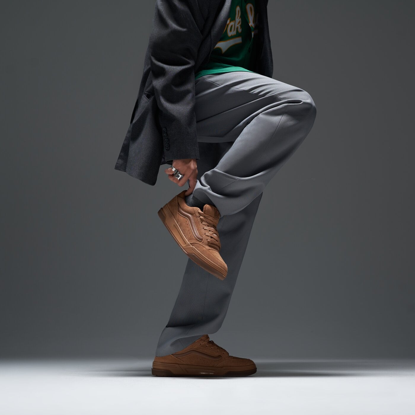 Мъжки маратонки VANS HYLANE vn000d26gwt1 цвят кафяв