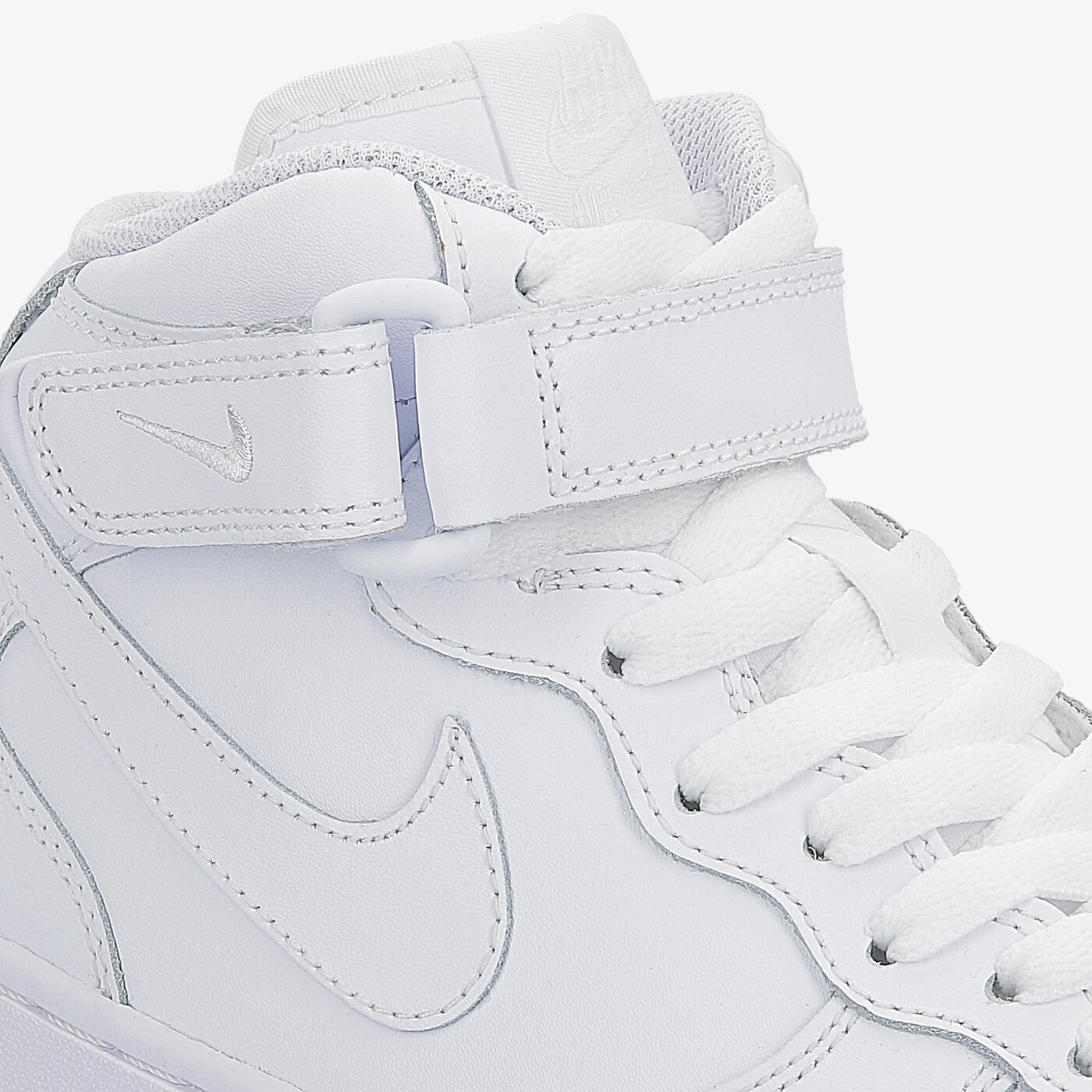 Мъжки маратонки NIKE AIR FORCE 1 MID '07  315123-111 цвят бял