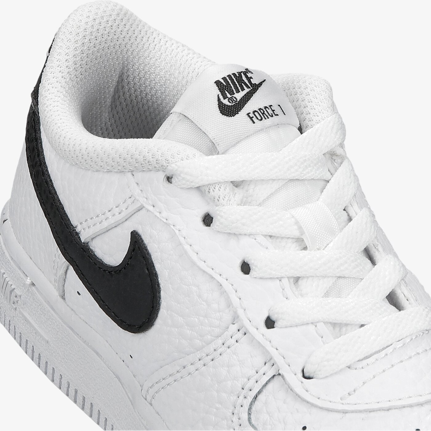 Детски маратонки NIKE AIR FORCE 1  cz1691-100 цвят бял