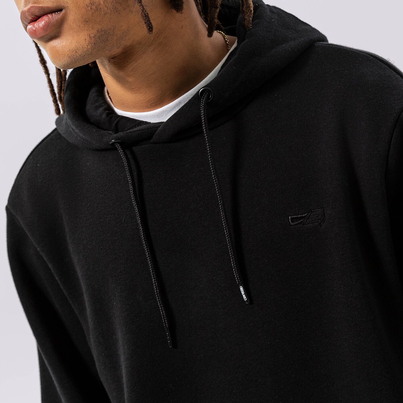 Мъжки суичър CONFRONT СУИТЧЪР С КАЧУЛКА HOODIE ESSENTIAL cf322blm91001 цвят черен