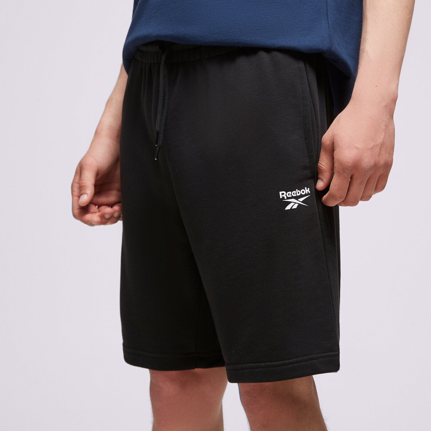 Мъжки къси панталони REEBOK ШОРТИ RI FT LEFT LEG SHORT hs7377_100065296 цвят черен