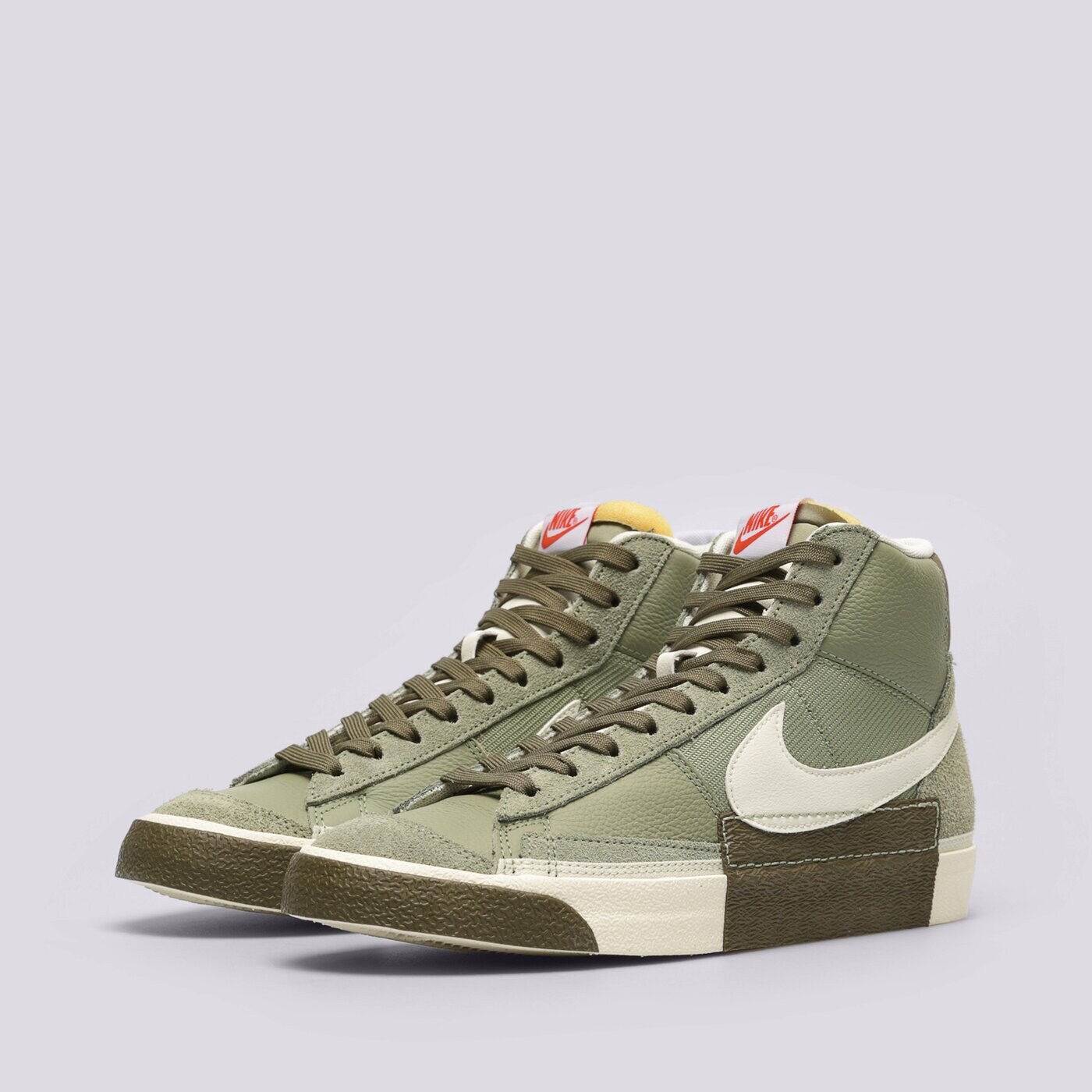 Мъжки маратонки NIKE BLAZER MID PRO CLUB dq7673-301 цвят каки