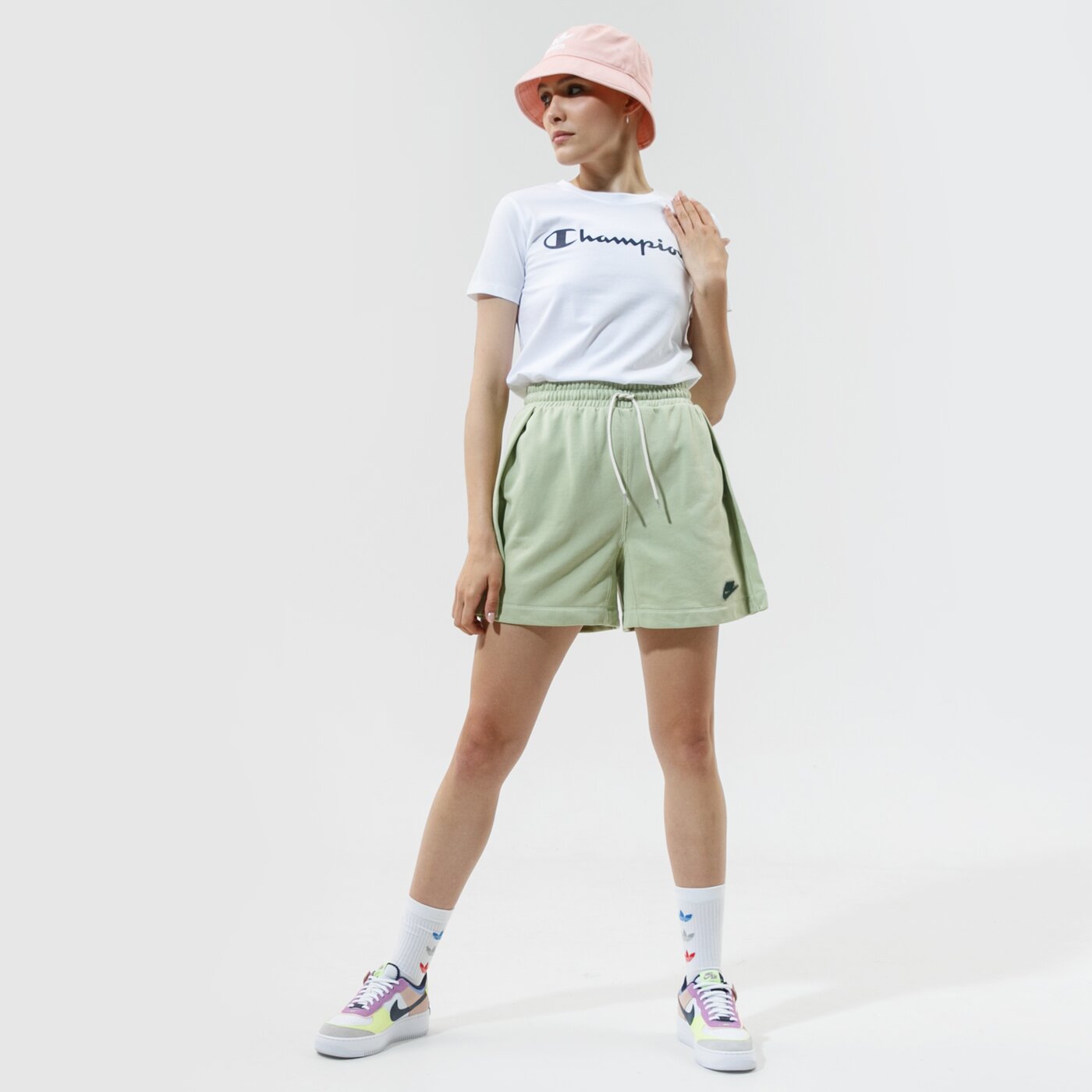 Дамска тениска CHAMPION ТЕНИСКА CREWNECK ТЕНИСКА 114780ww001 цвят бял