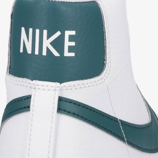Мъжки маратонки NIKE BLAZER MID '77 VINTAGE bq6806-112 цвят бял