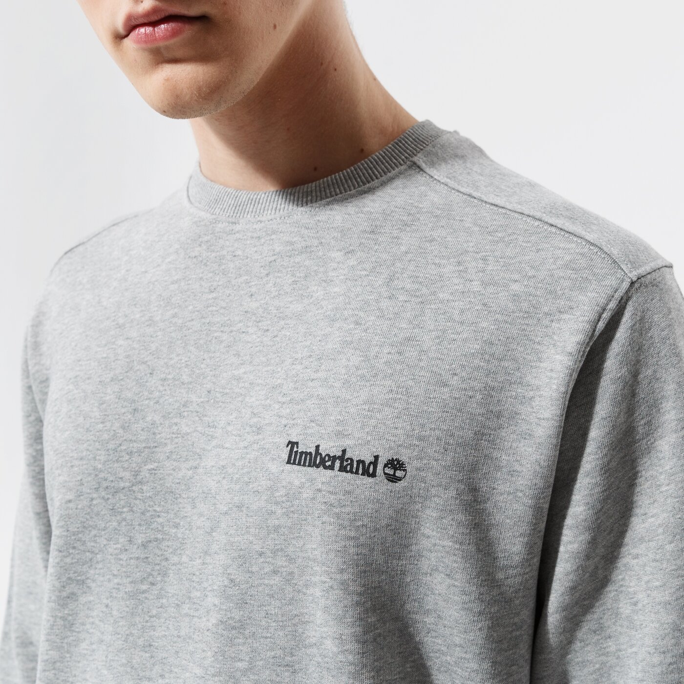 Мъжки суичър TIMBERLAND СУИТЧЪР CHEST LOGO CREW MEDIUM GREY HEATHER tb0a5pdv0521 цвят сив