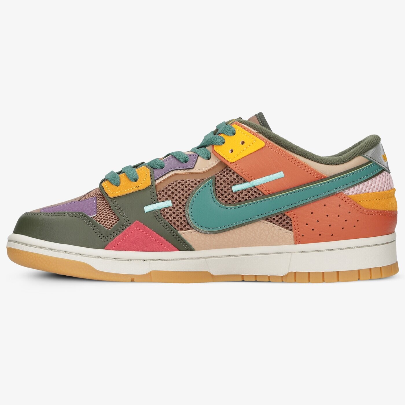 Мъжки маратонки NIKE DUNK SCRAP db0500-200 цвят кафяв