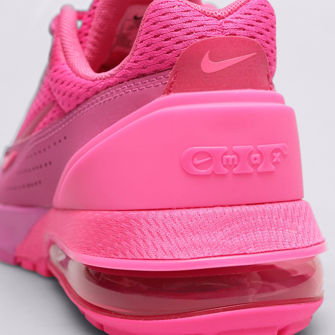 Дамски маратонки NIKE AIR MAX PULSE fd6409-600 цвят розов