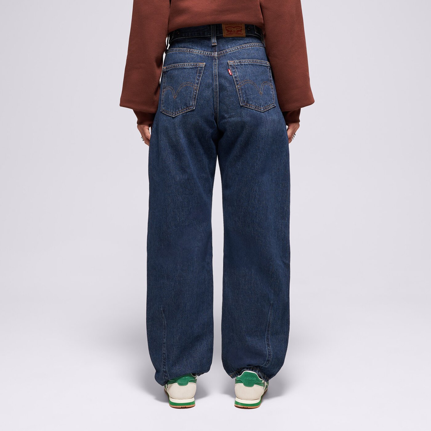 Дамски панталони LEVI'S ПАНТАЛОНИ CINCH BARREL DARK INDIGO WORN IN 003v5-0001 цвят тъмносин