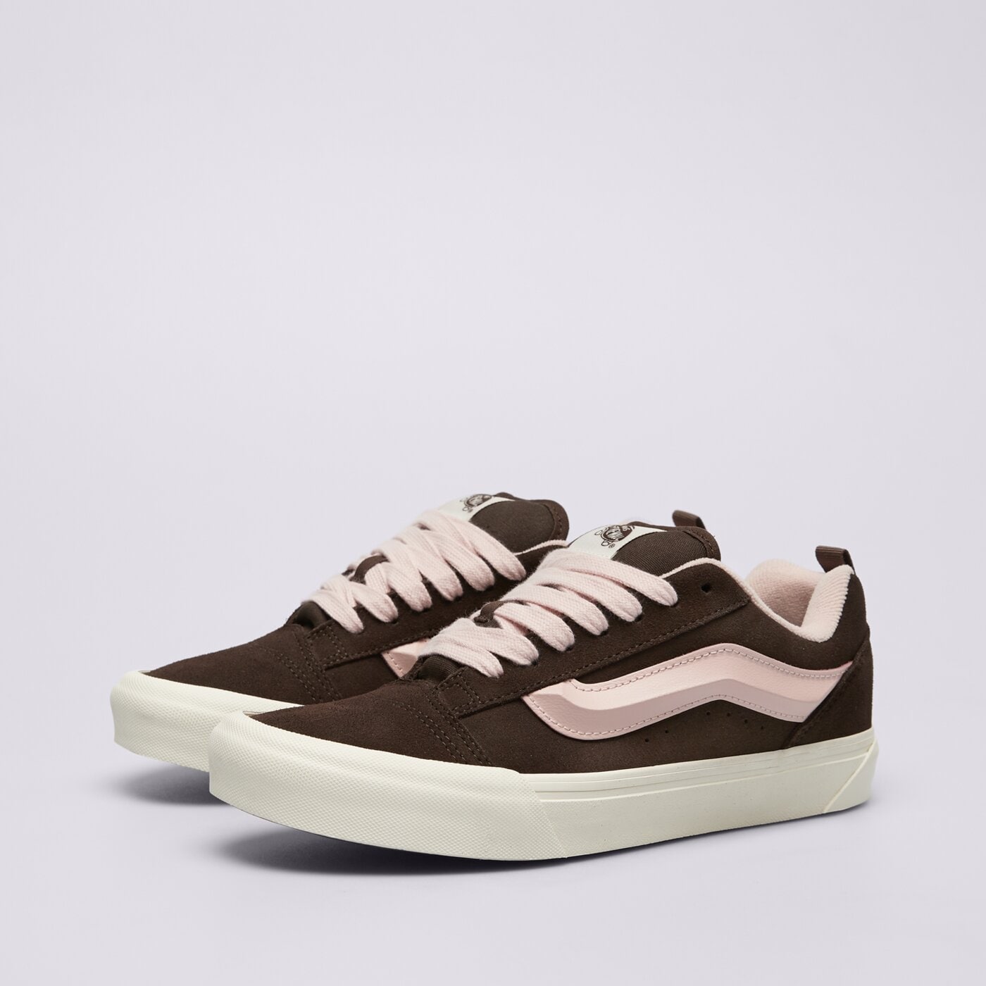 Дамски маратонки VANS KNU SKOOL  vn000d75o3n1 цвят кафяв