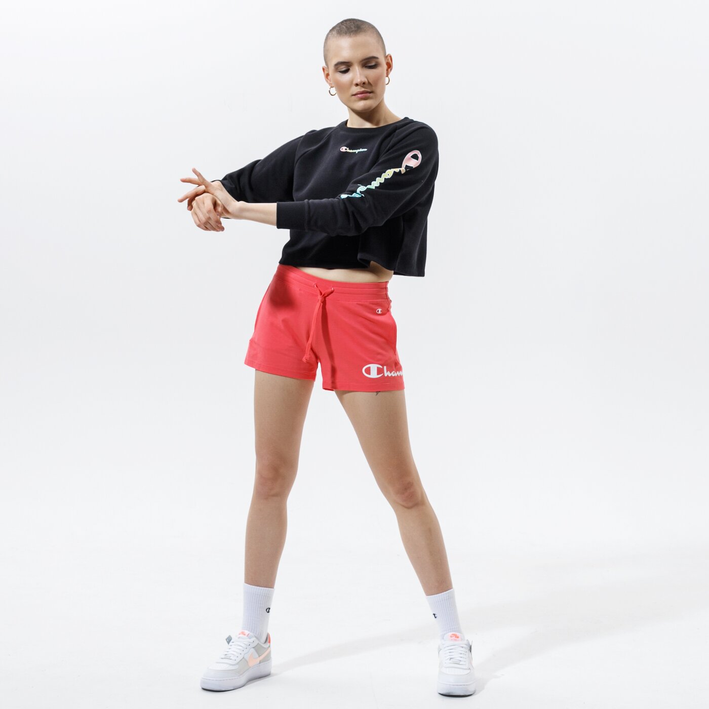 Дамски суичър CHAMPION СУИТЧЪР CREWNECK SWEATSHIRT 114079kk001 цвят черен