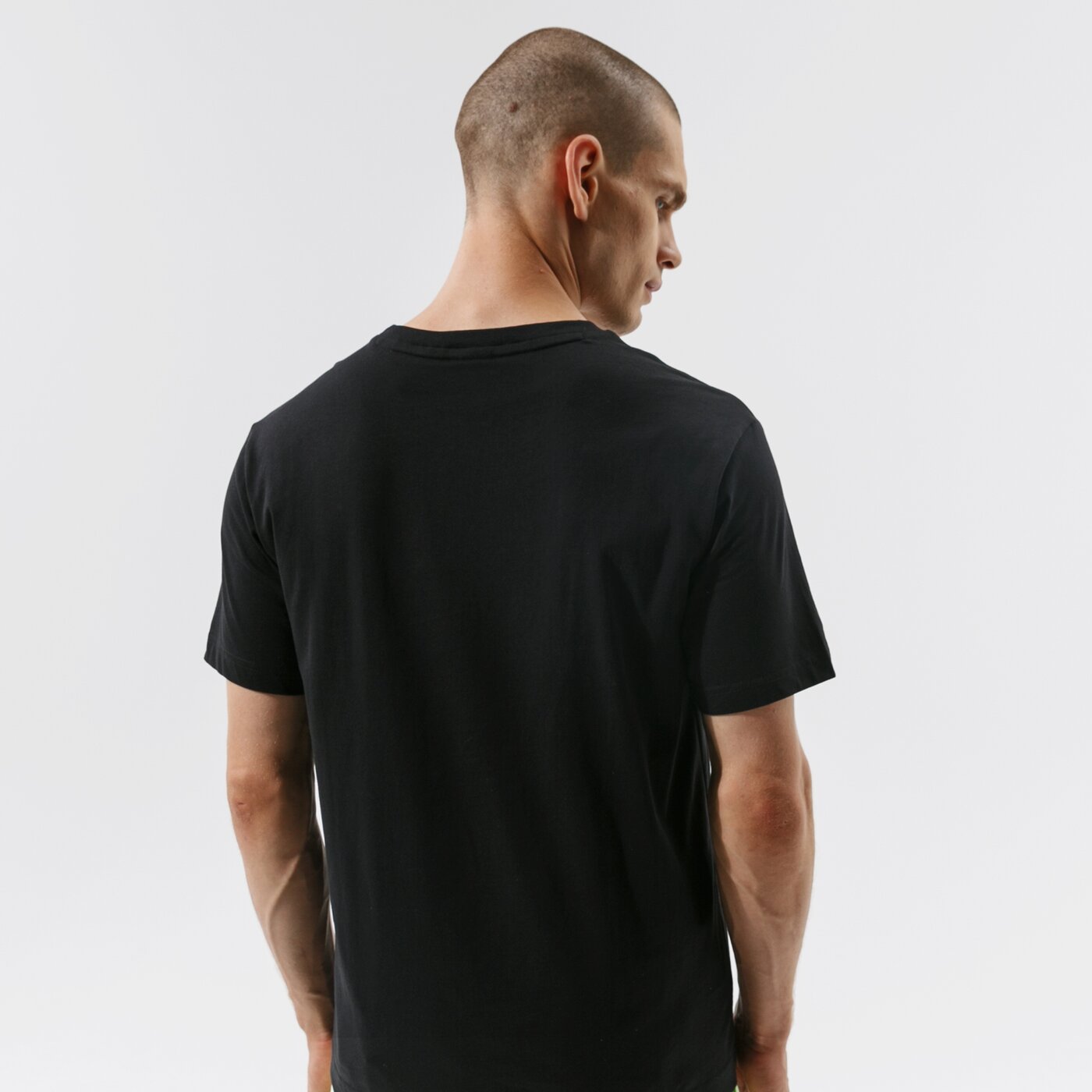 Мъжка тениска CHAMPION ТЕНИСКА CREWNECK ТЕНИСКА 215791kk001 цвят черен