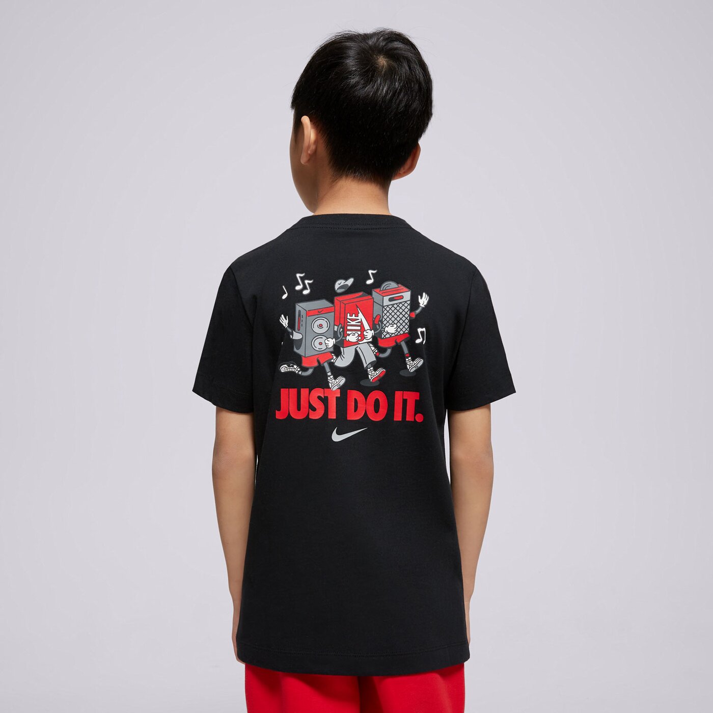 Детска тениска NIKE ТЕНИСКА K NSW TEE BOXY 1 JDI MUSIC BOY hm5660-010 цвят черен