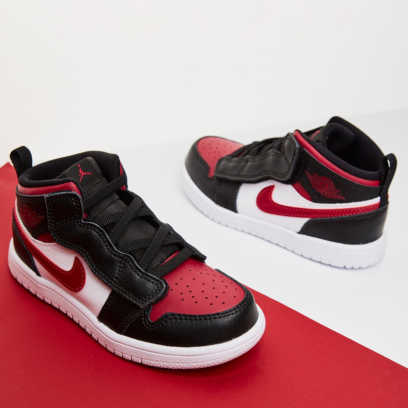 Детски маратонки JORDAN MID ALT ar6352-066 цвят червен