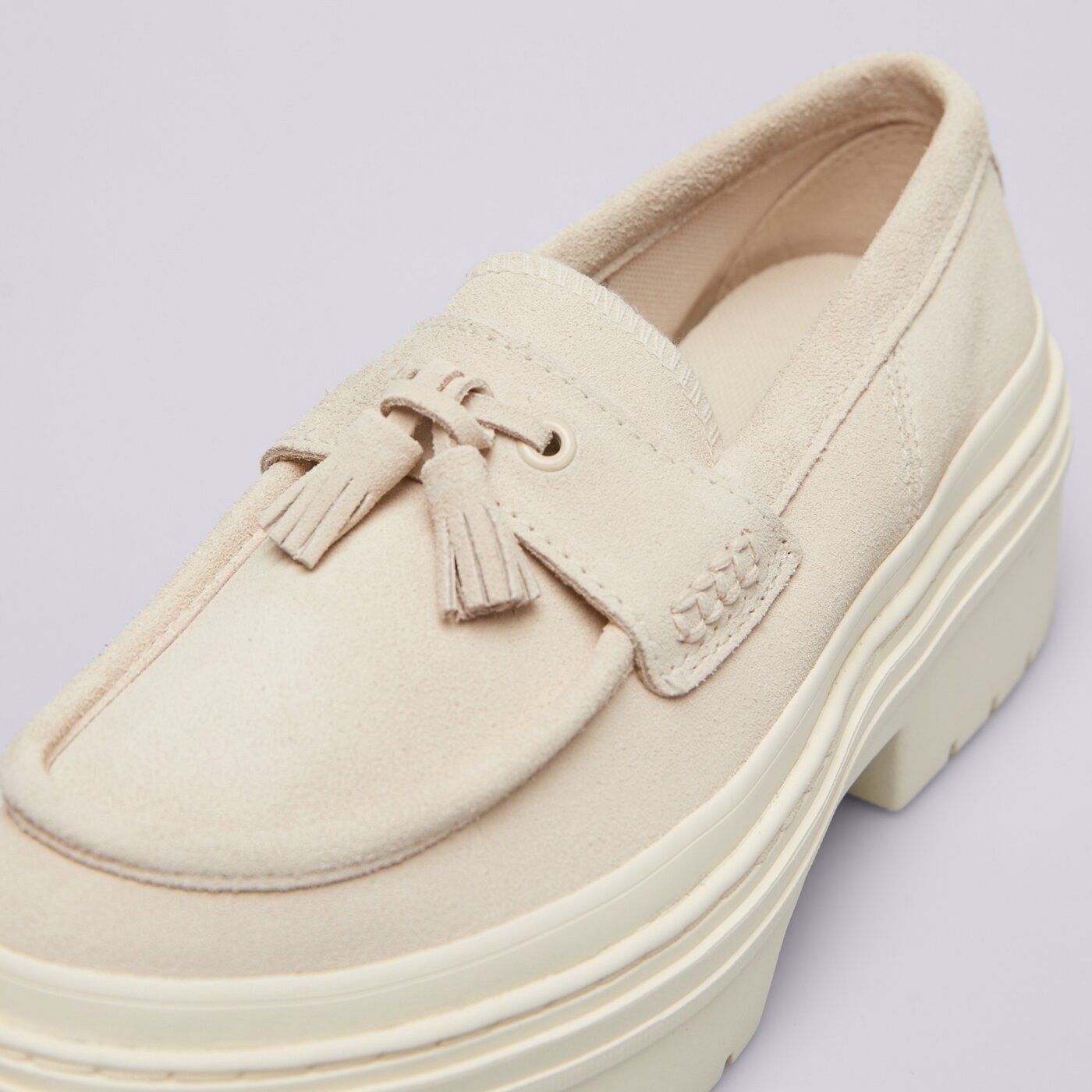 Дамски кежуал CONVERSE CHUCK TAYLOR ALL STAR LUGGED HEEL LOAFER a15553c цвят кремав