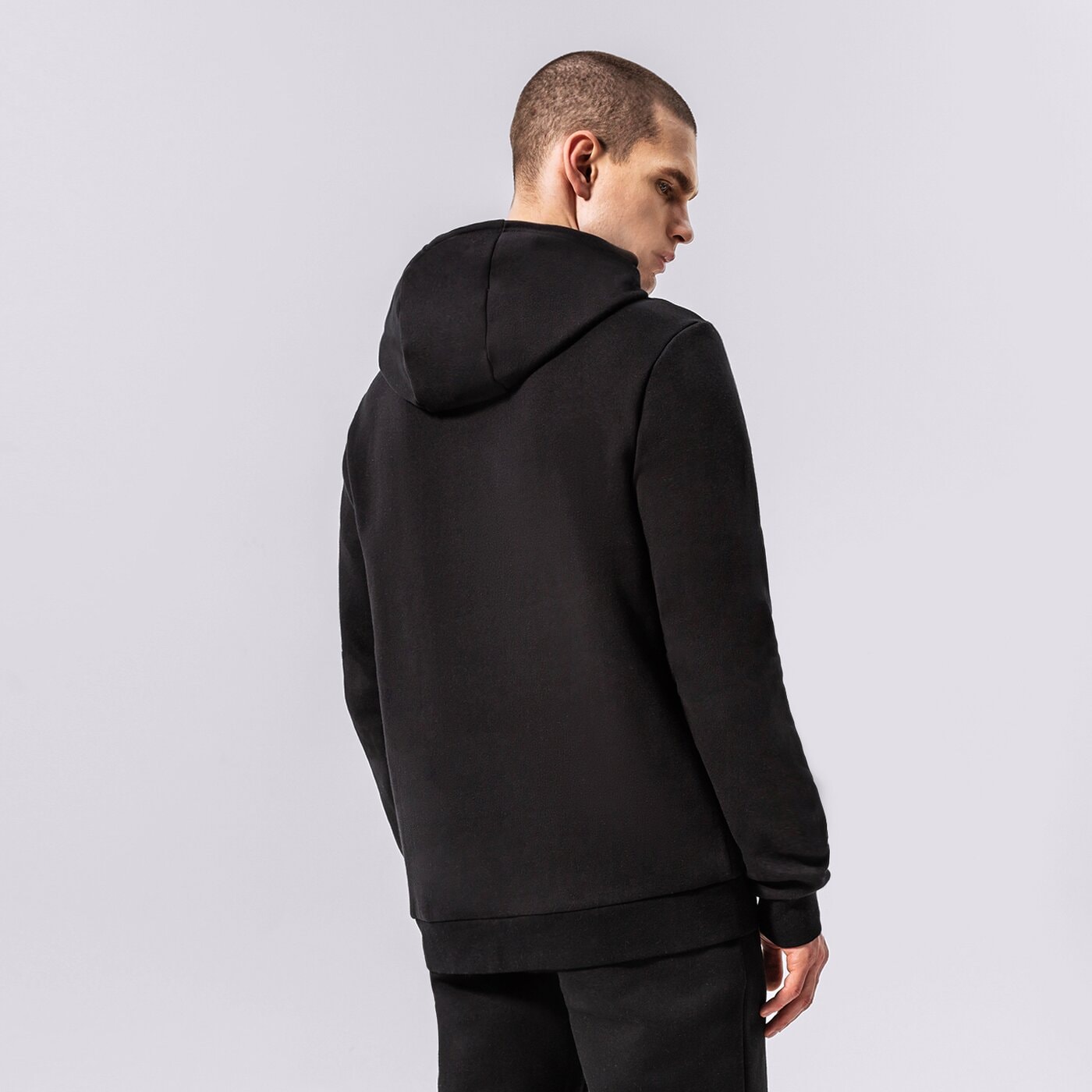 Мъжки суичър CONFRONT СУИТЧЪР С КАЧУЛКА ESSENTIAL cf122blm91001 цвят черен