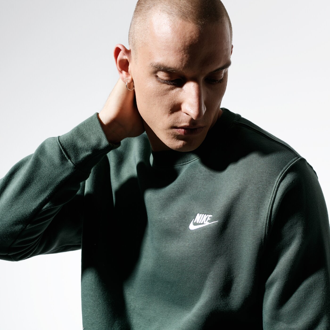 Мъжки суичър NIKE СУИТЧЪР SPORTSWEAR CLUB bv2662-370 цвят каки